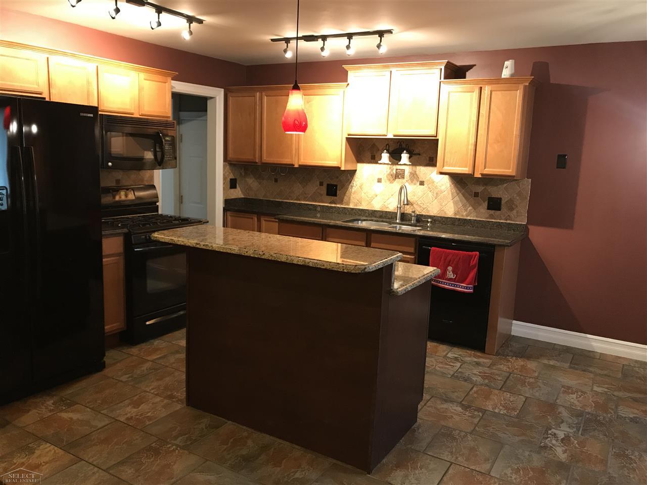 4926 15 Mile Road Sterling Heights, MI 48310 - Photo 44 of 57