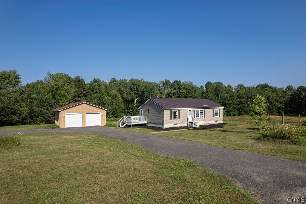 134 Hanley Road Granby, NY 13069 - Photo 2 of 46