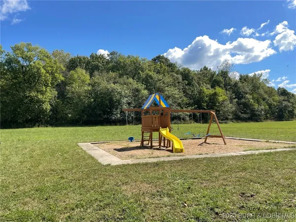 $7,500 | Lot 2751 Forte, Unit A2, Edwards, MO 65326