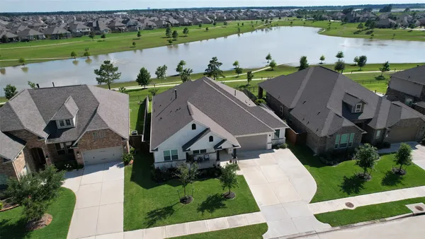 $500,000 | 7335 Laguna Lake Drive, Spring, TX 77379