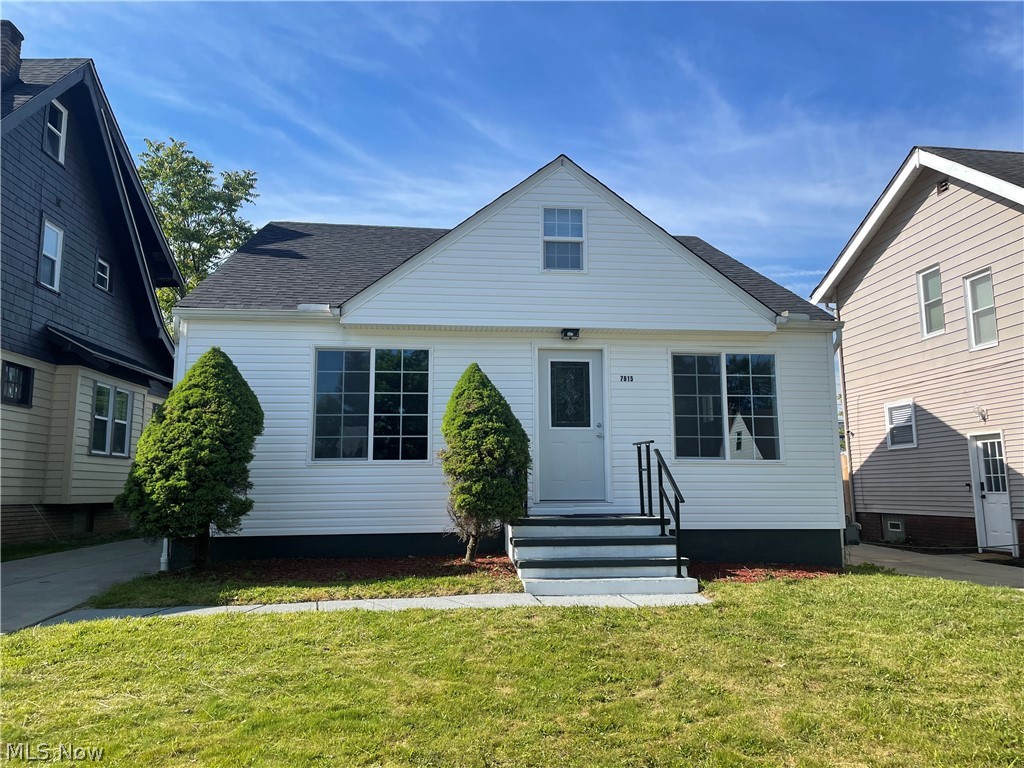 7915 Snow Road Parma, OH 44129 - Photo 1 of 44 Gallery Image 1