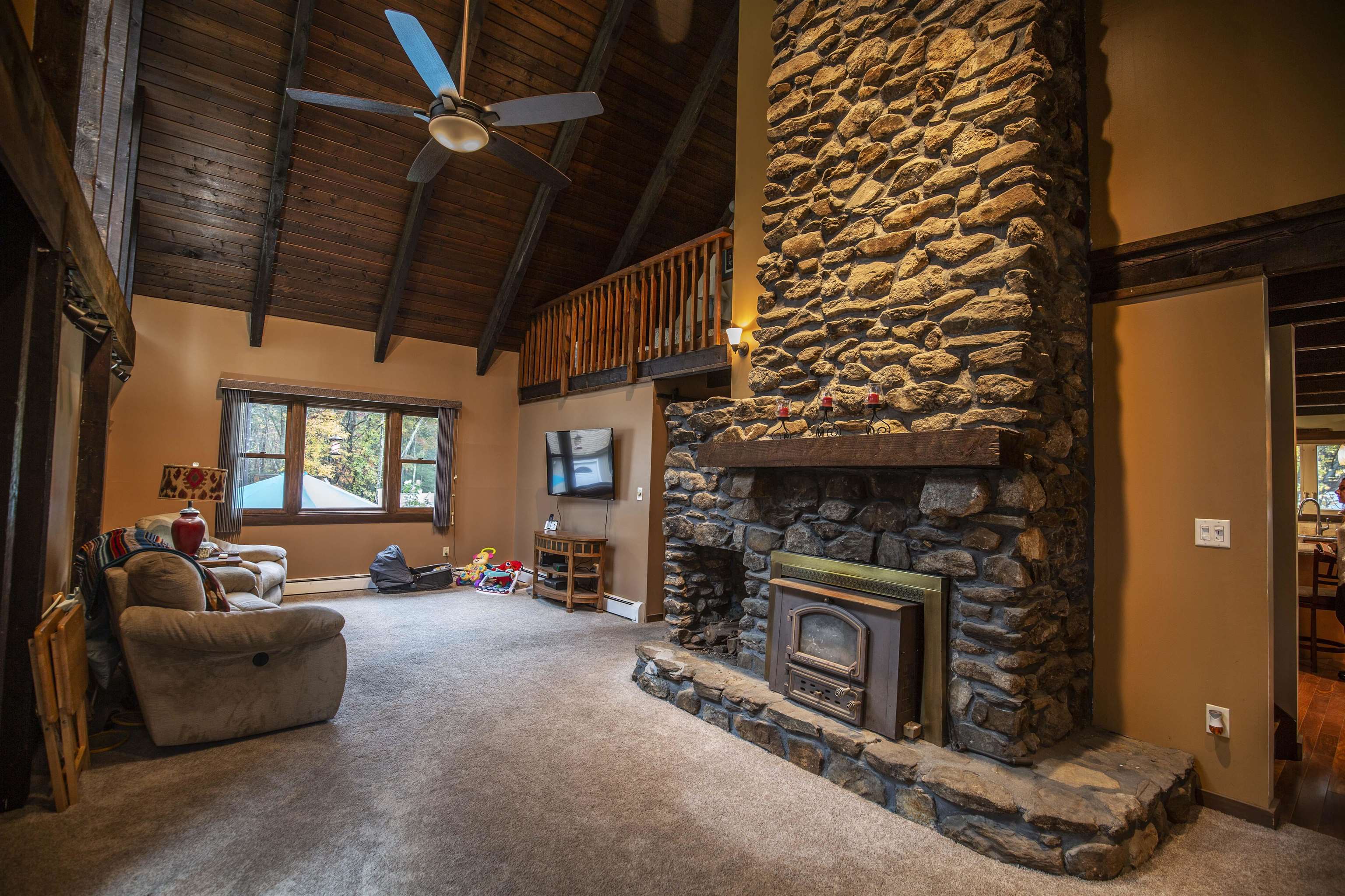 93 Walnut Hill Road Derry, NH 03038 - Photo 14 of 32