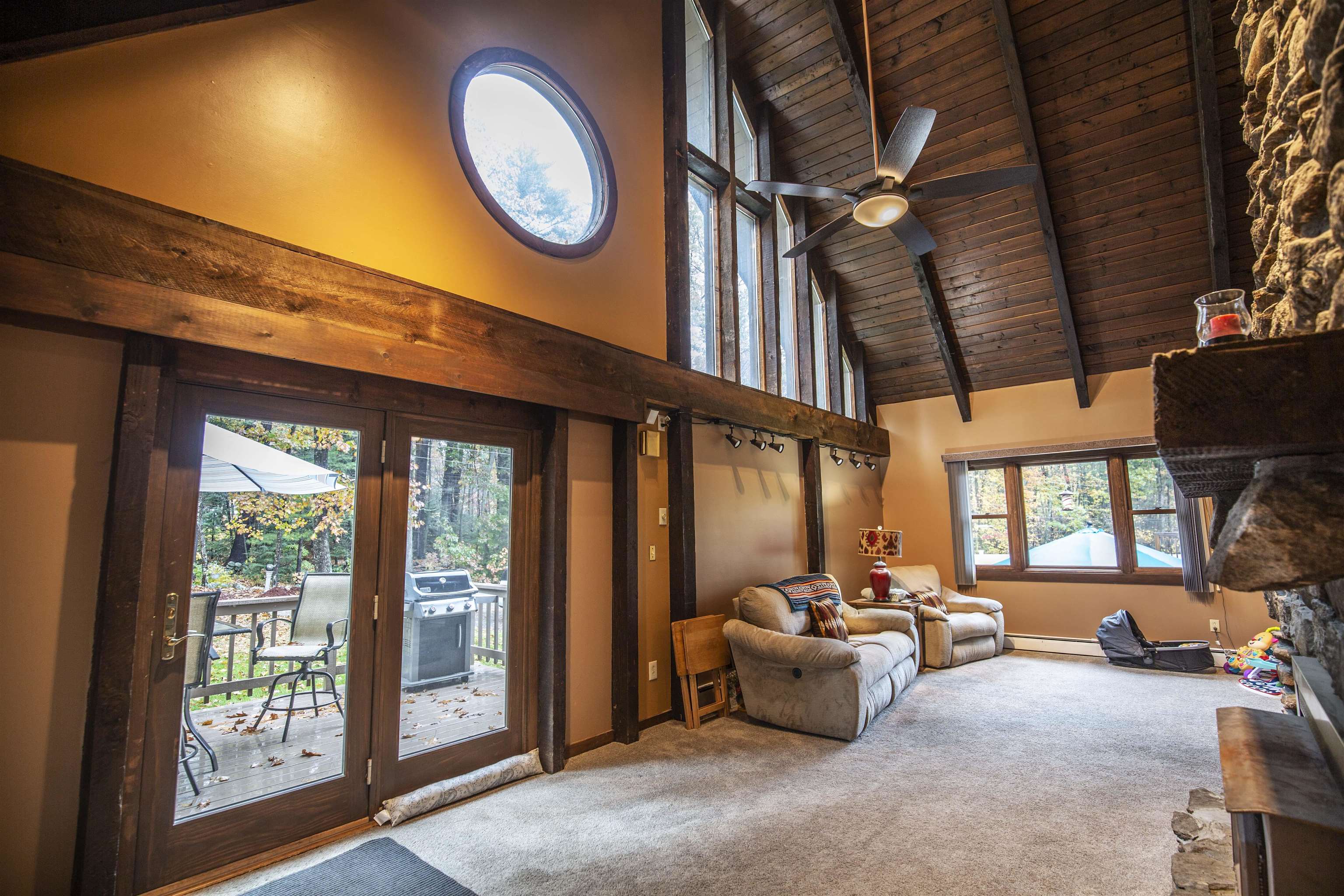 93 Walnut Hill Road Derry, NH 03038 - Photo 15 of 32