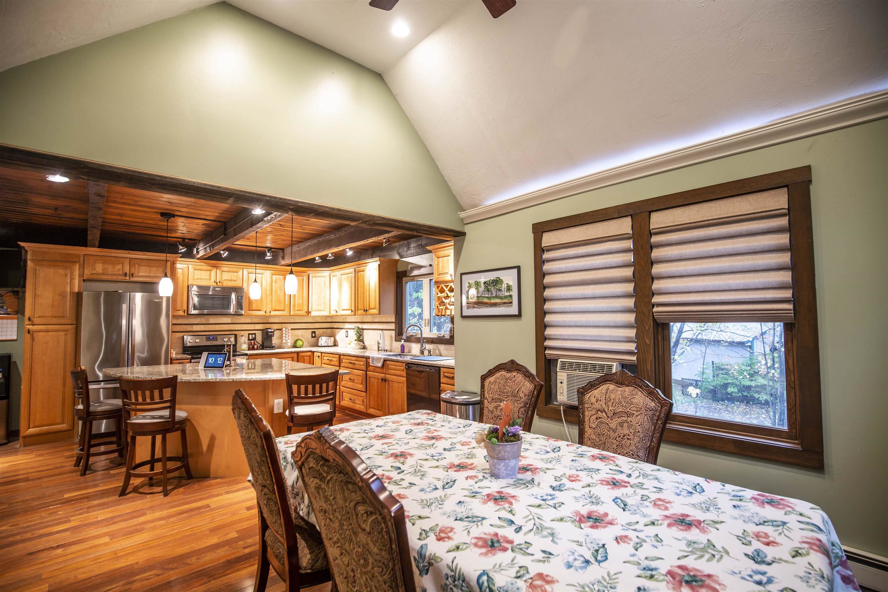 93 Walnut Hill Road Derry, NH 03038 - Photo 10 of 32