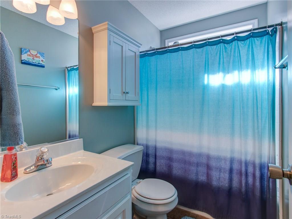 3700 Shadow Ridge Drive High Point, NC 27265 - Photo 17 of 29 Gallery Image 17