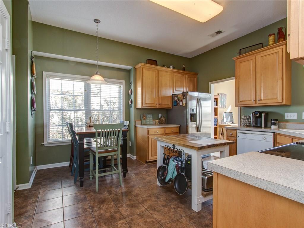 3700 Shadow Ridge Drive High Point, NC 27265 - Photo 19 of 29 Gallery Image 19