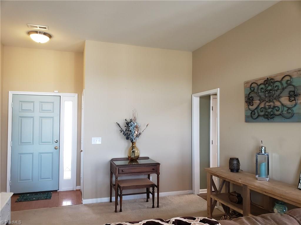 3700 Shadow Ridge Drive High Point, NC 27265 - Photo 6 of 29 Gallery Image 6