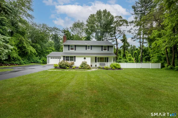 $1,050,000 | 40 Ivy Hill Road, Ridgefield, CT 06877