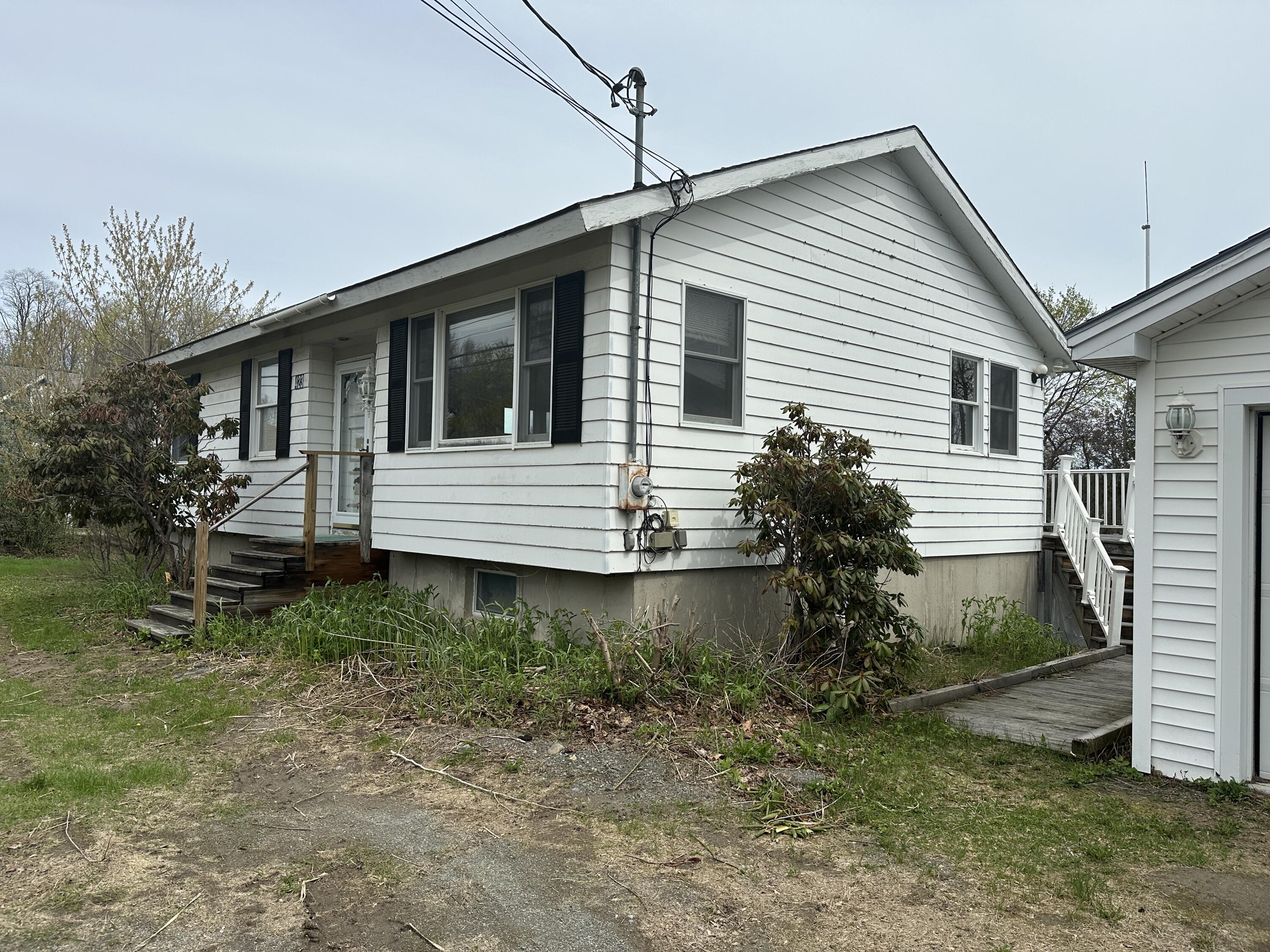 423 Bennoch Road Old Town, ME 04468 - Photo 5 of 49 5