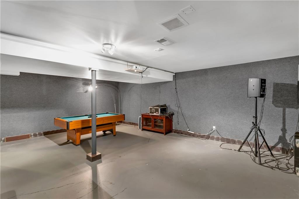 1792 McClure Road Monroeville, PA 15146 - Photo 37 of 41 Gallery Image 37