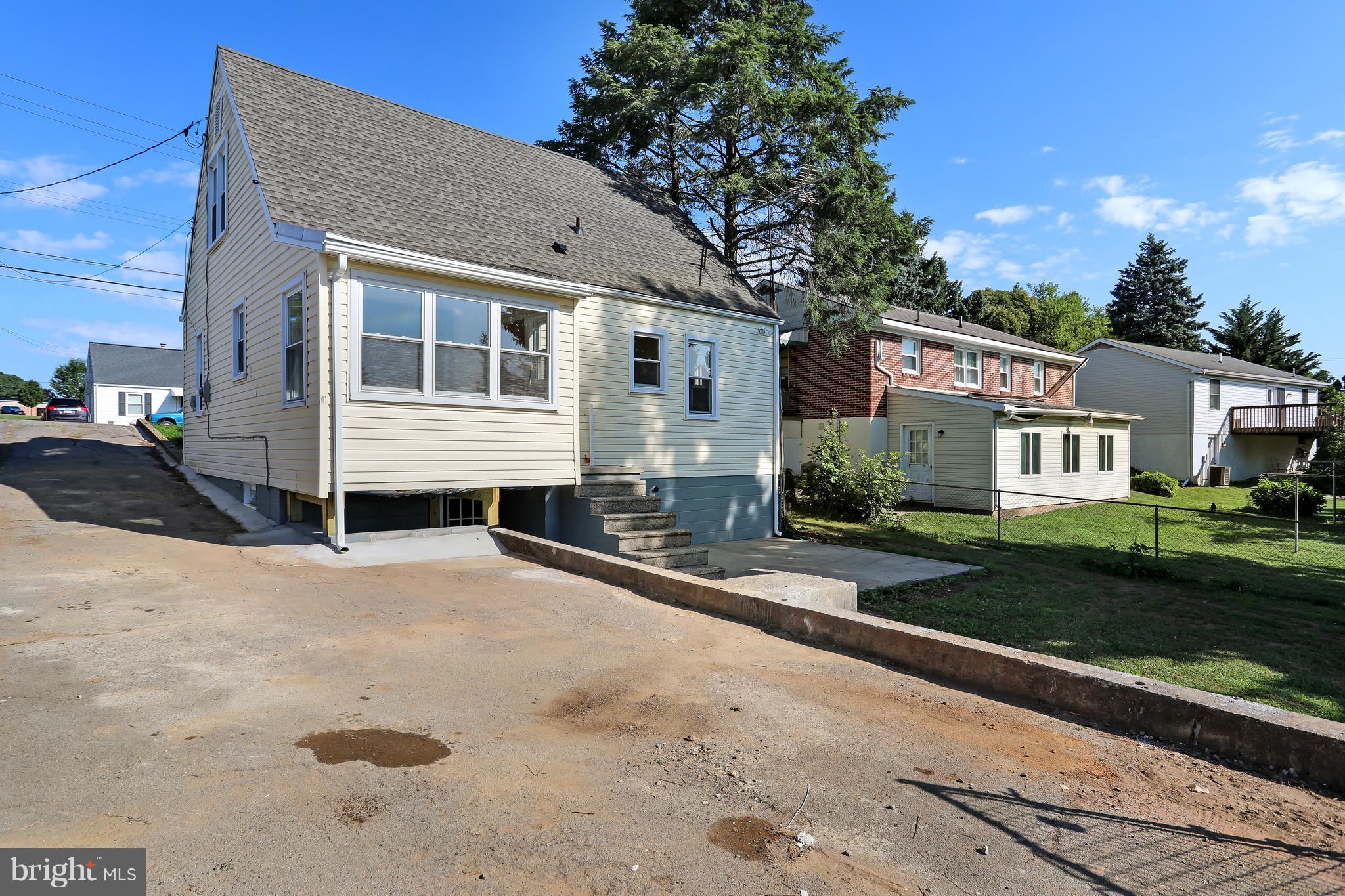 360 Nottingham Road Hagerstown, MD 21740 - Photo 4 of 24 Exterior (Rear)