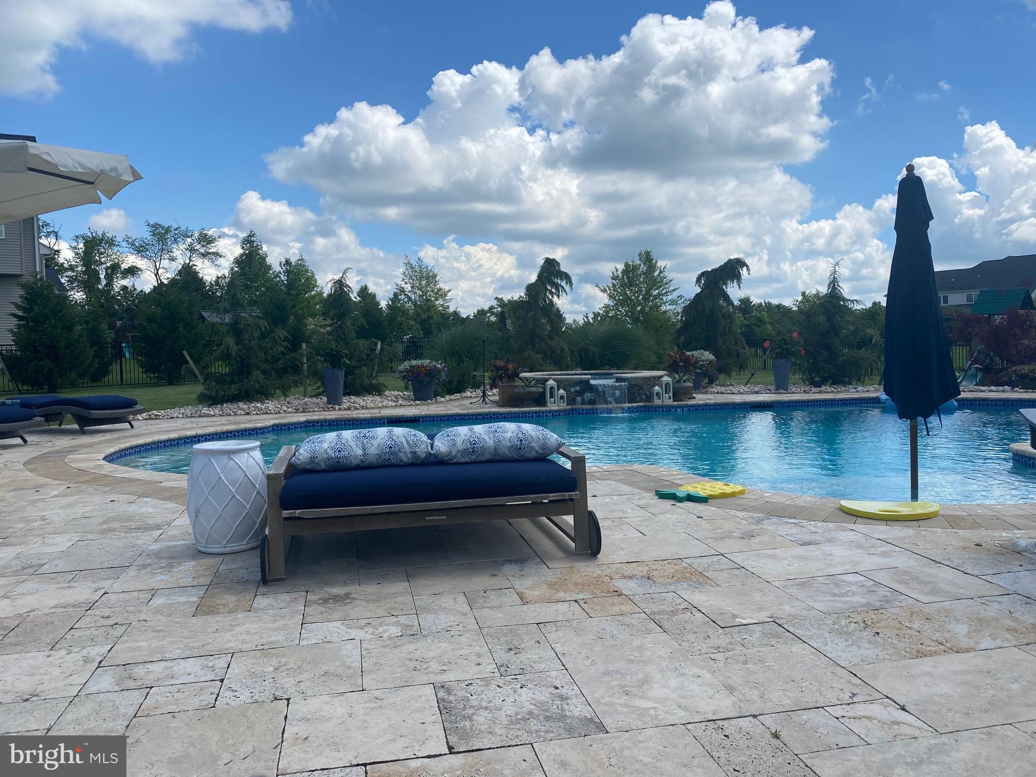 804 Chelsea Glenn Road Clarksboro, NJ 08020 - Photo 51 of 58 a view of a terrace with sitting area