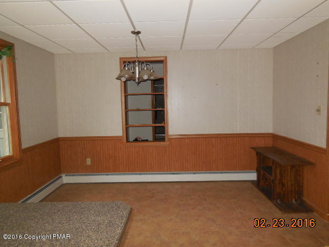 66 Spring Street Weatherly, PA 18255 - Photo 8 of 12 DSCN7723