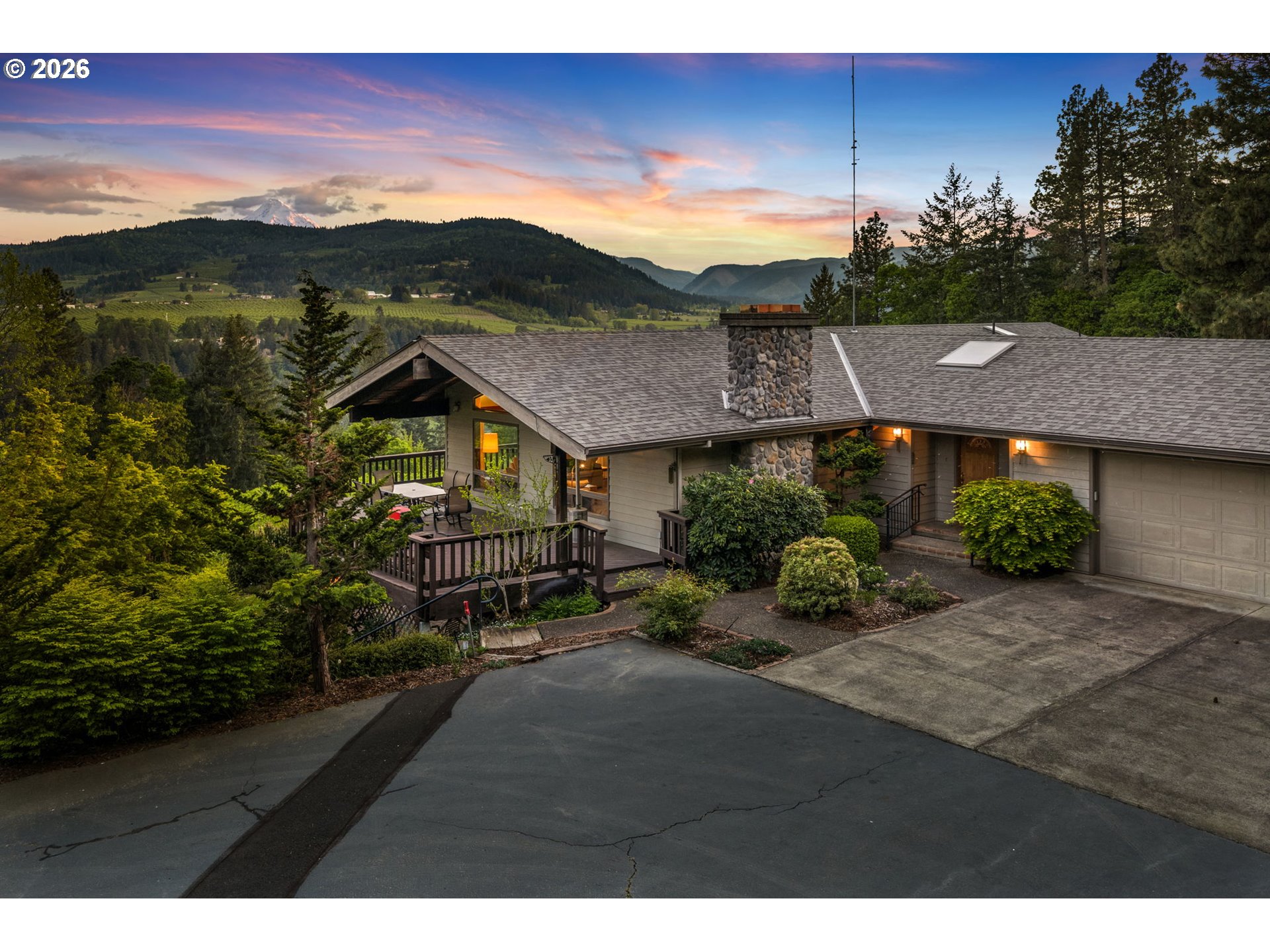 2250 Riverdale Road Hood River, OR 97031 - Photo 42 of 48