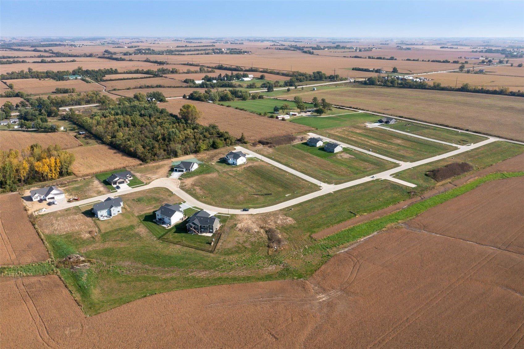 3310 Country Court Robins, IA 52411 - Photo 3 of 7 Gallery Image 3