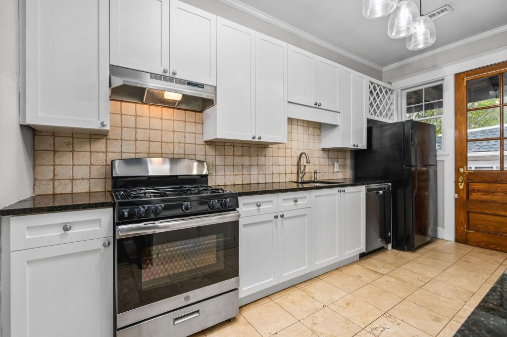 1050 North Highland Avenue Northeast, Unit 12B Atlanta, GA 30306 - Photo 9 of 34