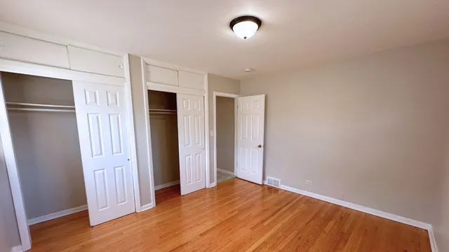 $227,000 | 944 East 163rd Place, South Holland, IL 60473