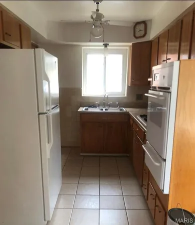 $1,200 | 8412 Winzenburg Drive, Richmond Heights, MO 63117