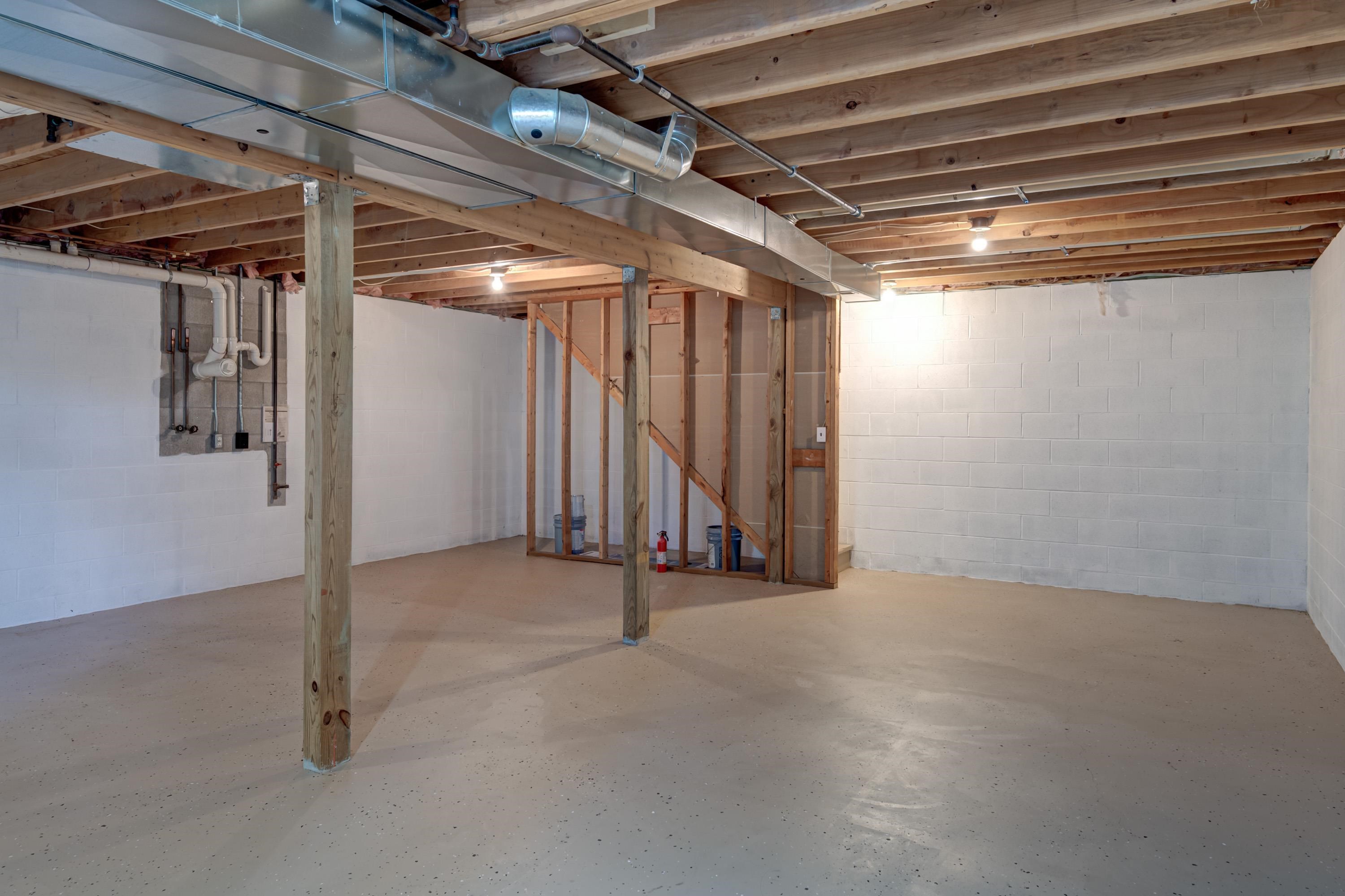 5975 Barney Road Traverse City, MI 49684 - Photo 21 of 34