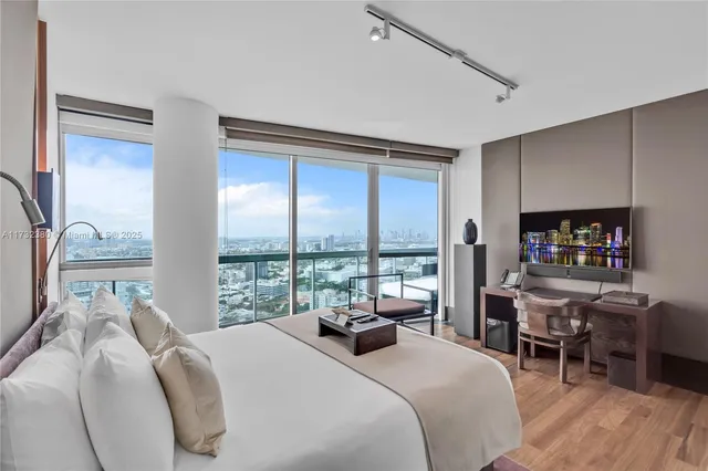 $4,975,000 | 101 20th Street, Unit 3806, Miami Beach, FL 33139