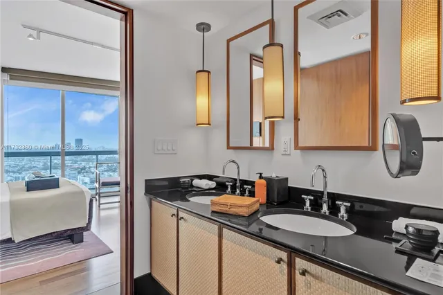 $4,975,000 | 101 20th Street, Unit 3806, Miami Beach, FL 33139