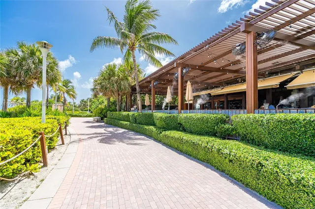 $4,975,000 | 101 20th Street, Unit 3806, Miami Beach, FL 33139