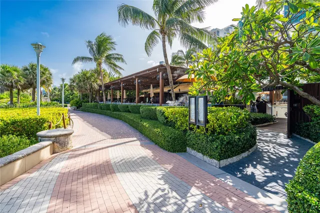 $4,975,000 | 101 20th Street, Unit 3806, Miami Beach, FL 33139