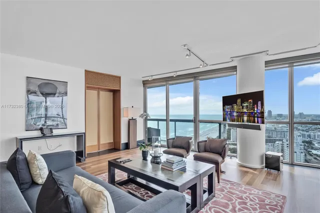 $4,975,000 | 101 20th Street, Unit 3806, Miami Beach, FL 33139