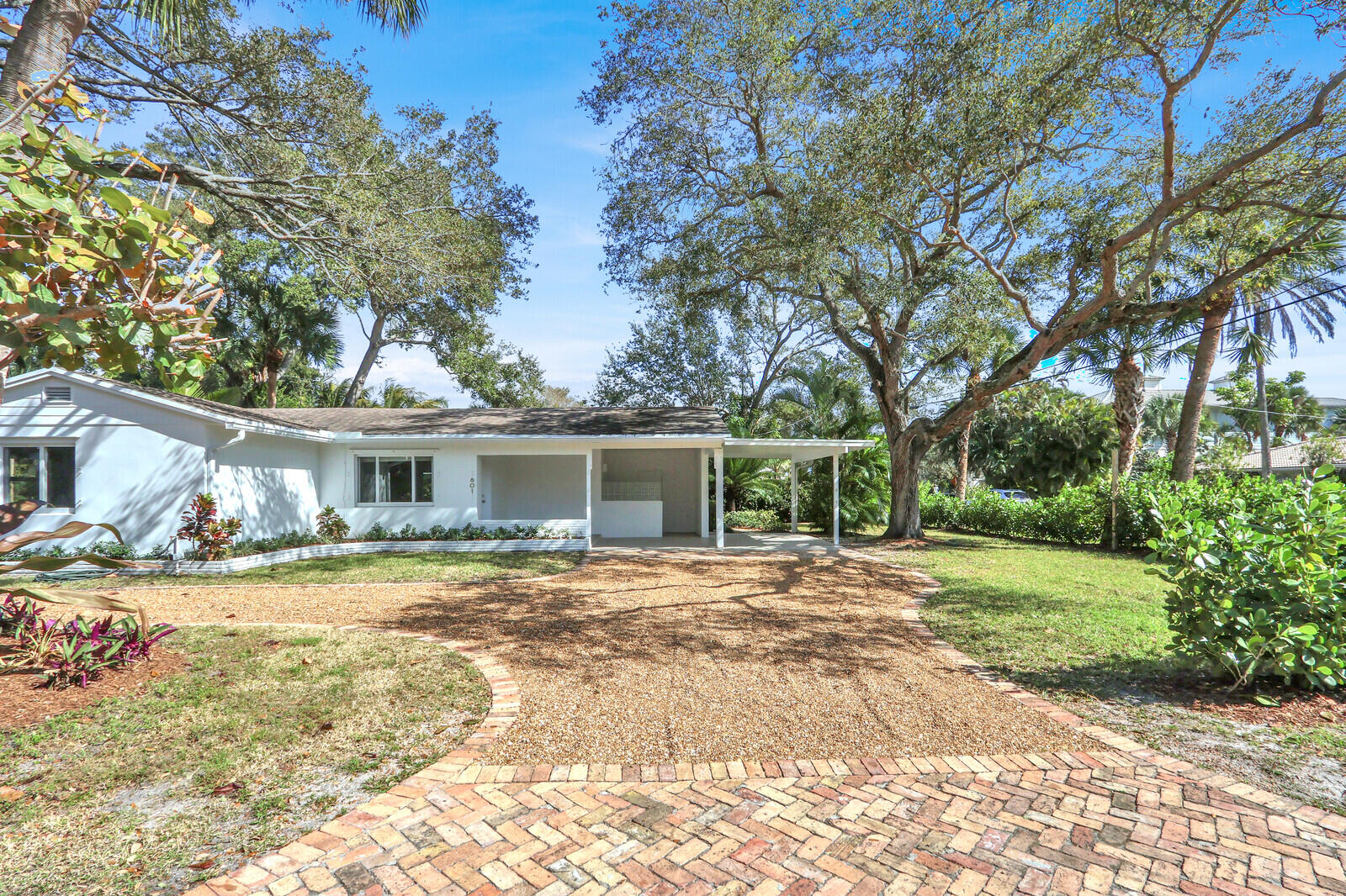 601 Paulina Road Jupiter, FL 33477 - Photo 3 of 36 03_Image_3_mls