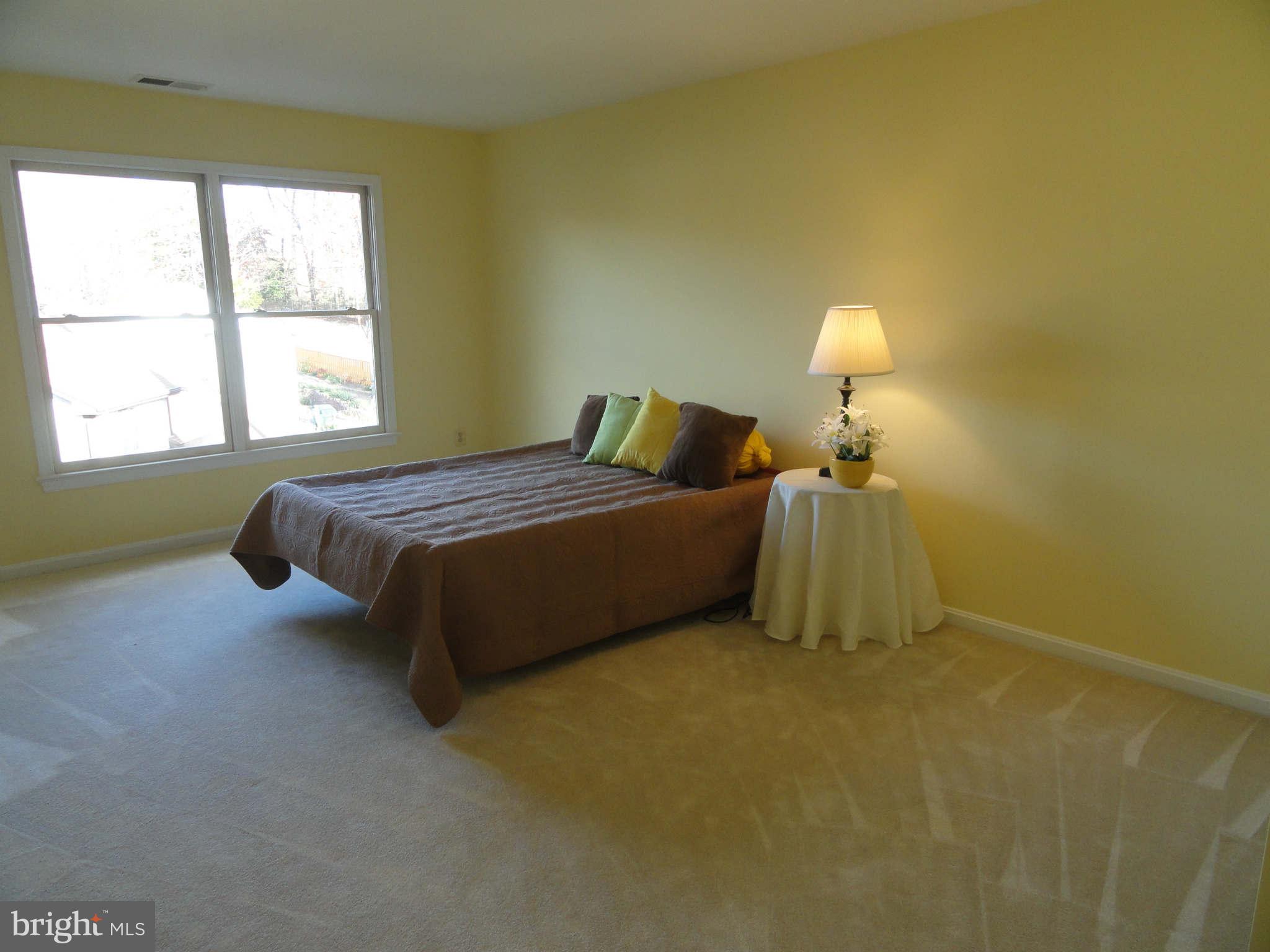 8660 Center Road, Unit 1 Springfield, VA 22152 - Photo 15 of 25 Bedroom