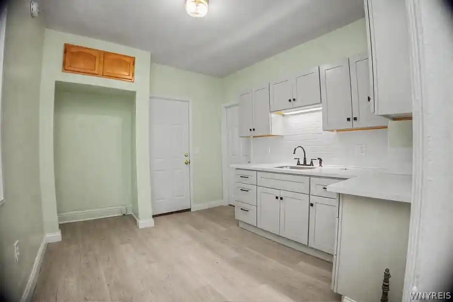 31 Riverside Avenue Buffalo, NY 14207 - Photo 21 of 29