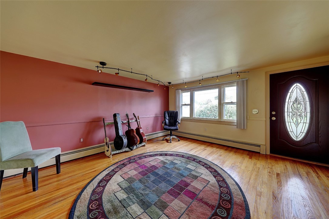 51 Montcalm Road Warwick, RI 02889 - Photo 16 of 26 Gallery Image 16