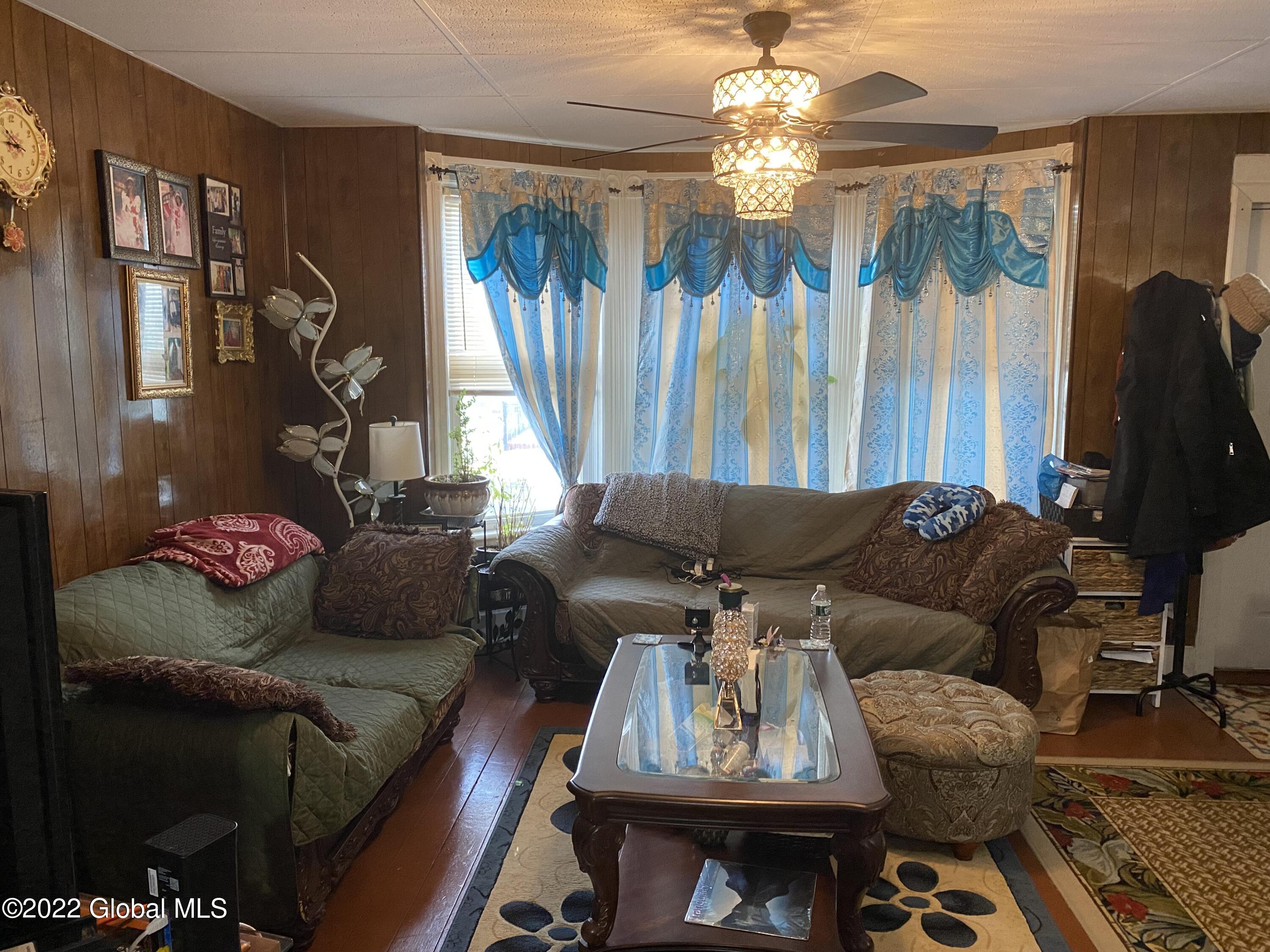 95 Division Street Schenectady, NY 12304 - Photo 10 of 16 IMG-3133