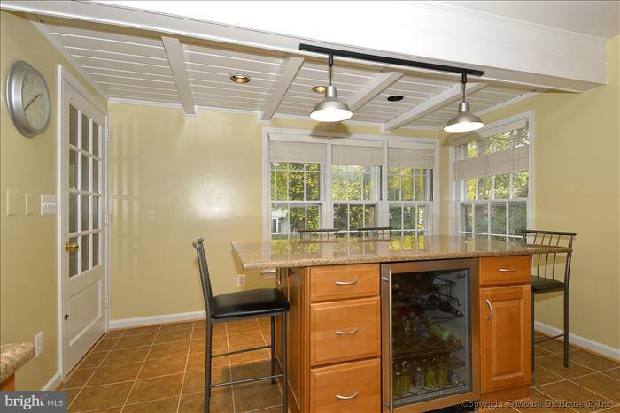 5402 Ridgefield Road Bethesda, MD 20816 - Photo 8 of 27