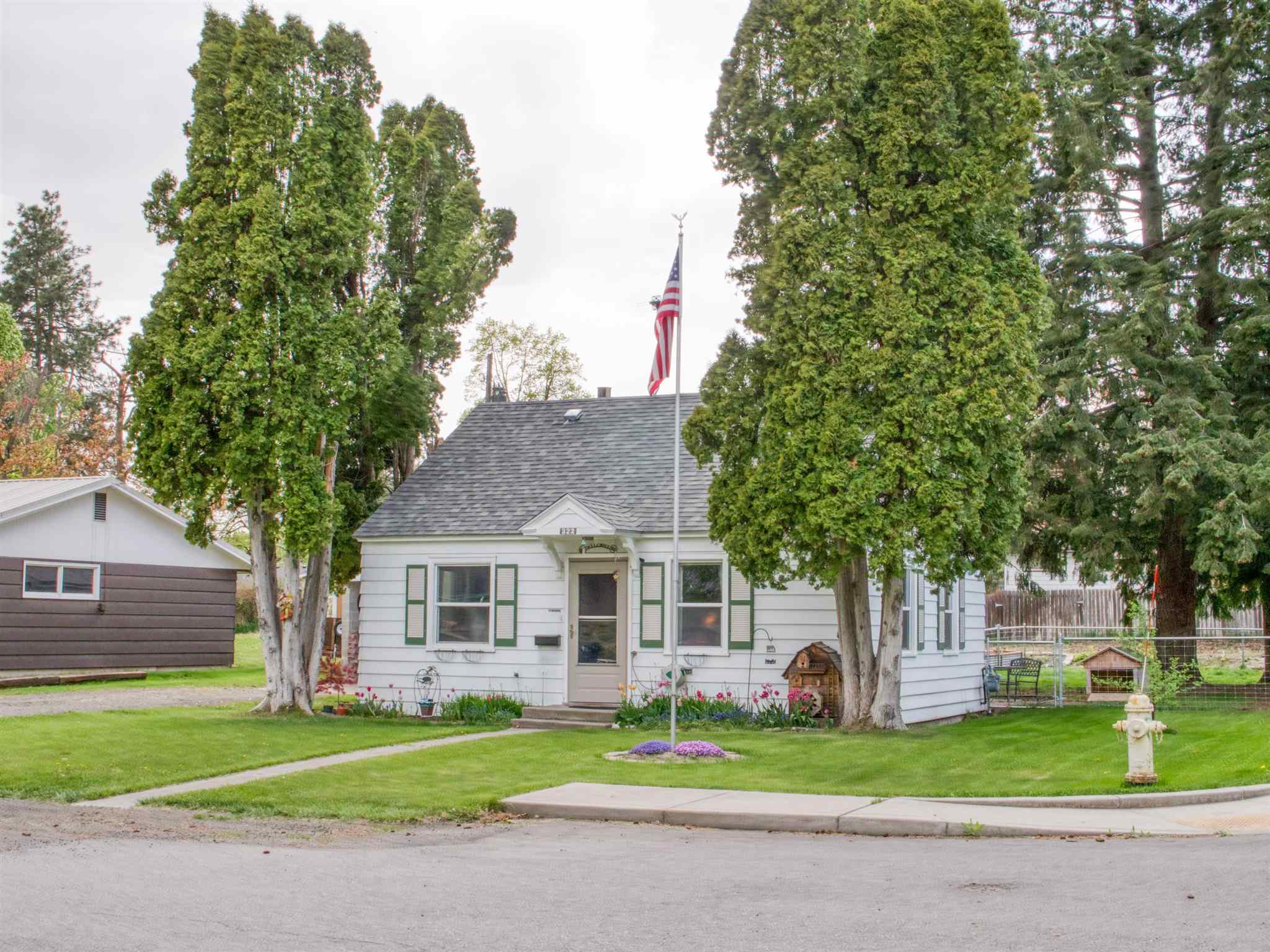 322 North 4th Street Cheney, WA 99004 - Photo 3 of 34 Gallery Image 3