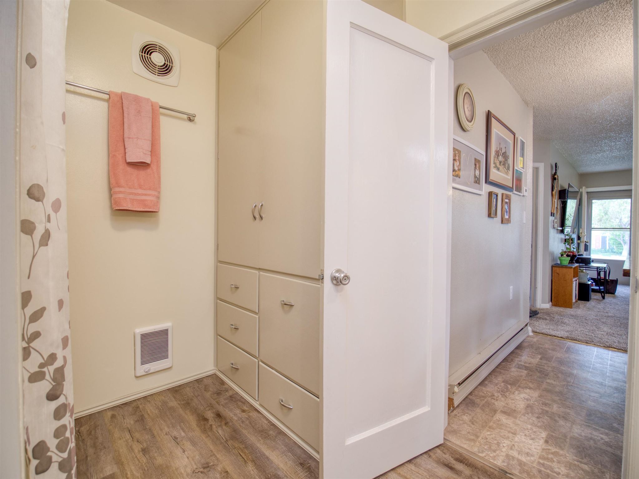 322 North 4th Street Cheney, WA 99004 - Photo 23 of 34 Gallery Image 23