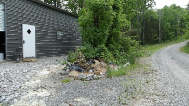 837 Rock Springs Road Celina, TN 38551 - Photo 7 of 28 a view of a house with a yard