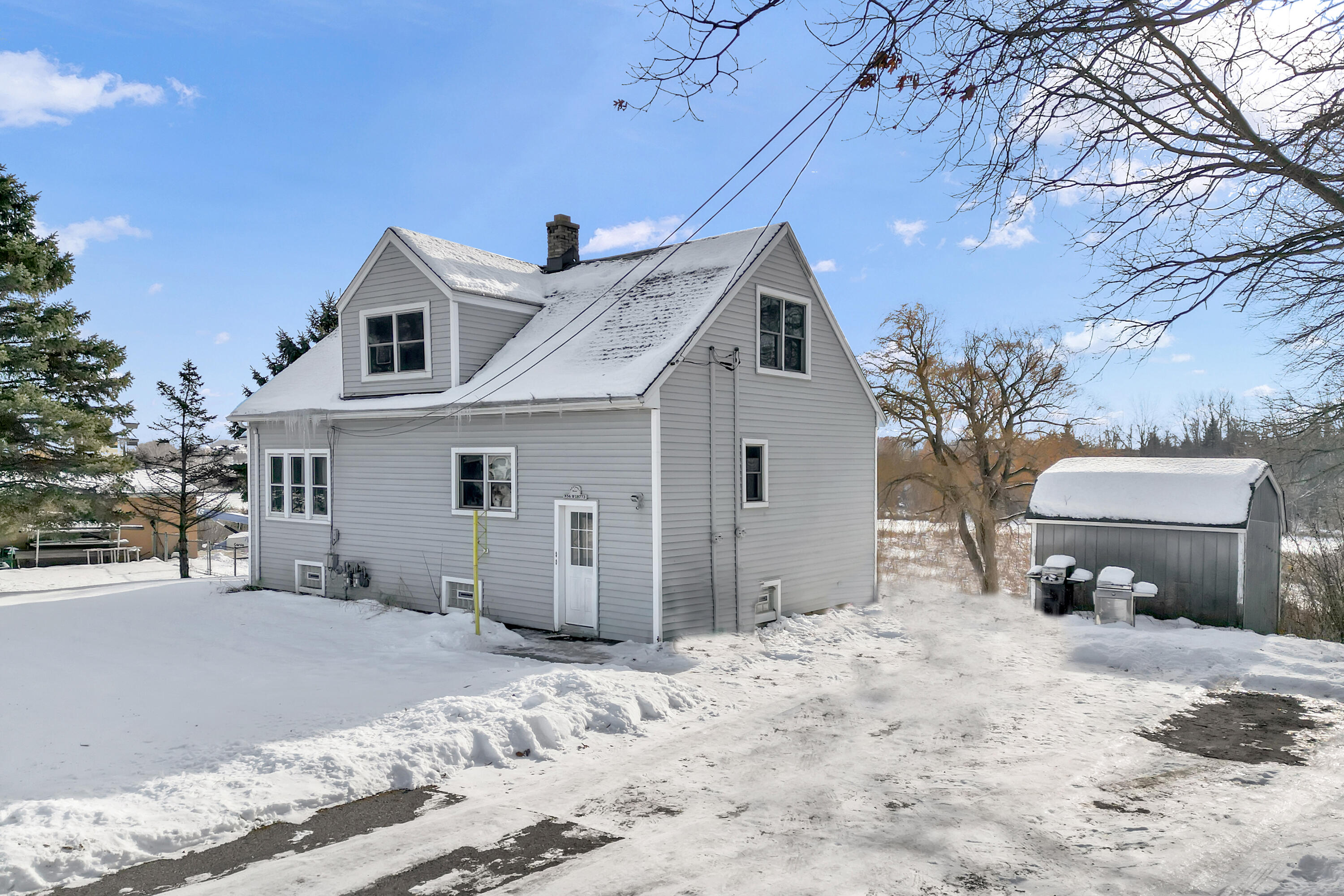 N56W18773 Silver Spring Drive Menomonee Falls, WI 53051 - Photo 2 of 11 N56W18773 Silver Spring Dr-3