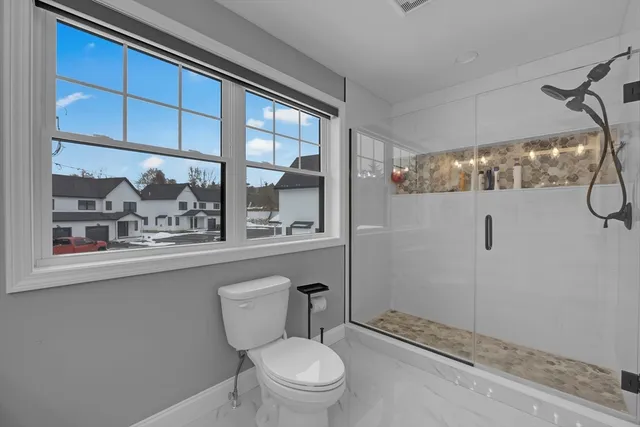 $569,900 | 711 Massachusetts Avenue, Unit 4, Lunenburg, MA 01462