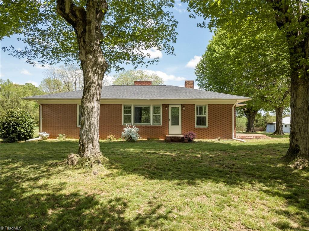 678 Sheffield Road Mocksville, NC 27028 - Photo 1 of 23 Gallery Image 1