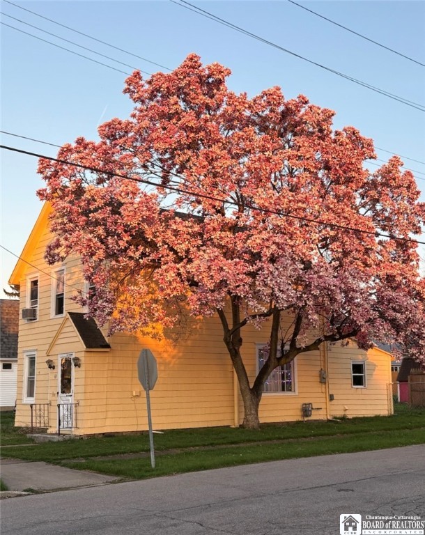 69 West 5th Street Dunkirk, NY 14048 - Photo 3 of 20