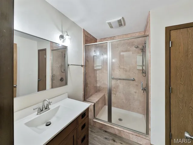 $269,900 | 114 Kenneth Drive, Troy, IL 62294