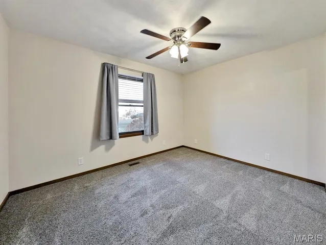 $269,900 | 114 Kenneth Drive, Troy, IL 62294