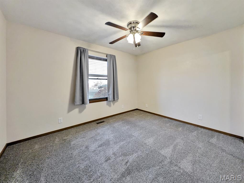 114 Kenneth Drive Troy, IL 62294 - Photo 14 of 27