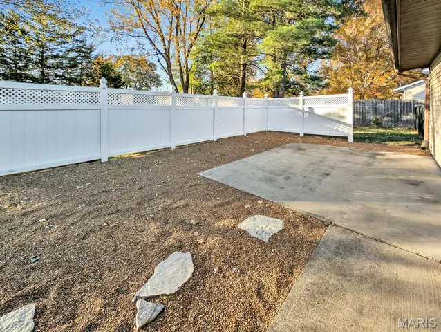 $269,900 | 114 Kenneth Drive, Troy, IL 62294