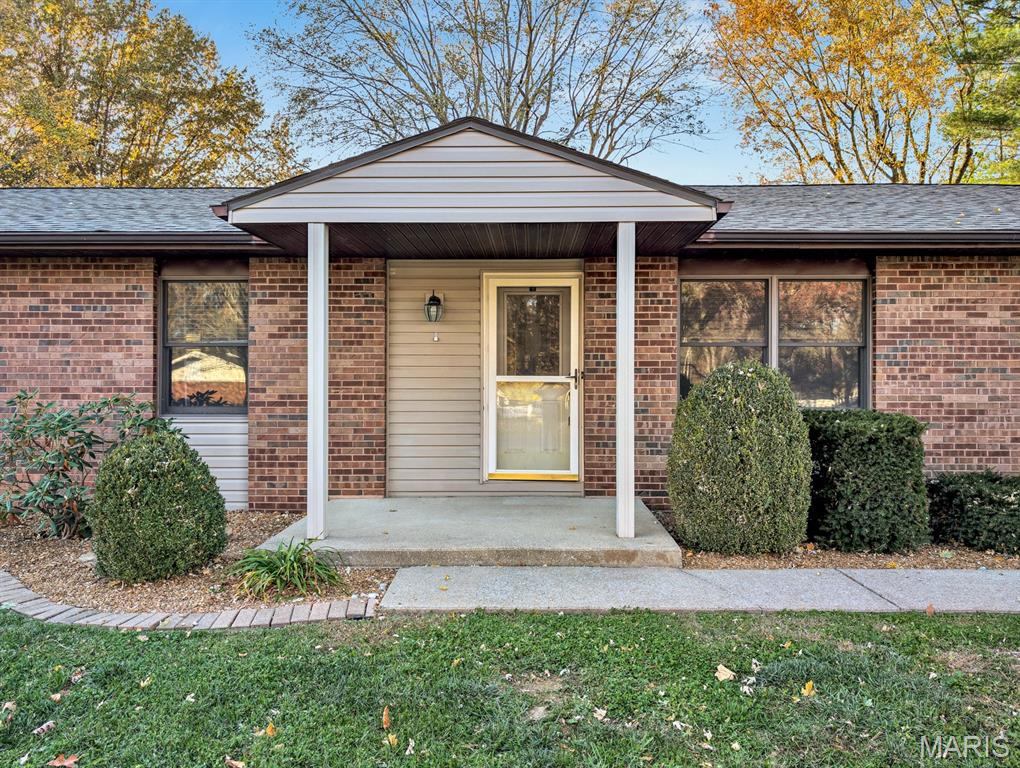 114 Kenneth Drive Troy, IL 62294 - Photo 4 of 27