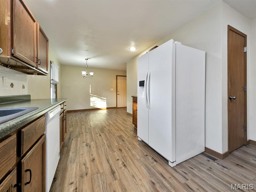 114 Kenneth Drive Troy, IL 62294 - Photo 8 of 27