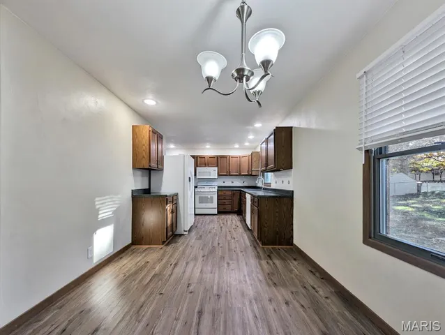 $269,900 | 114 Kenneth Drive, Troy, IL 62294