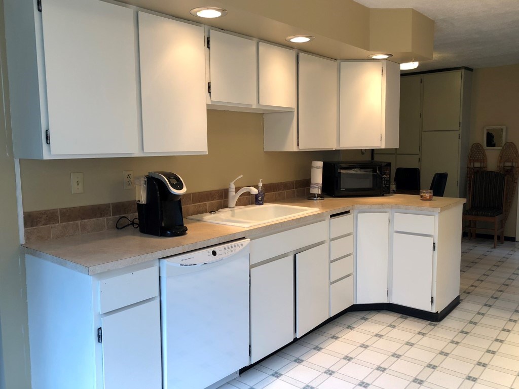 3822 East Lane Park Road Mead, WA 99021 - Photo 10 of 20 Gallery Image 10