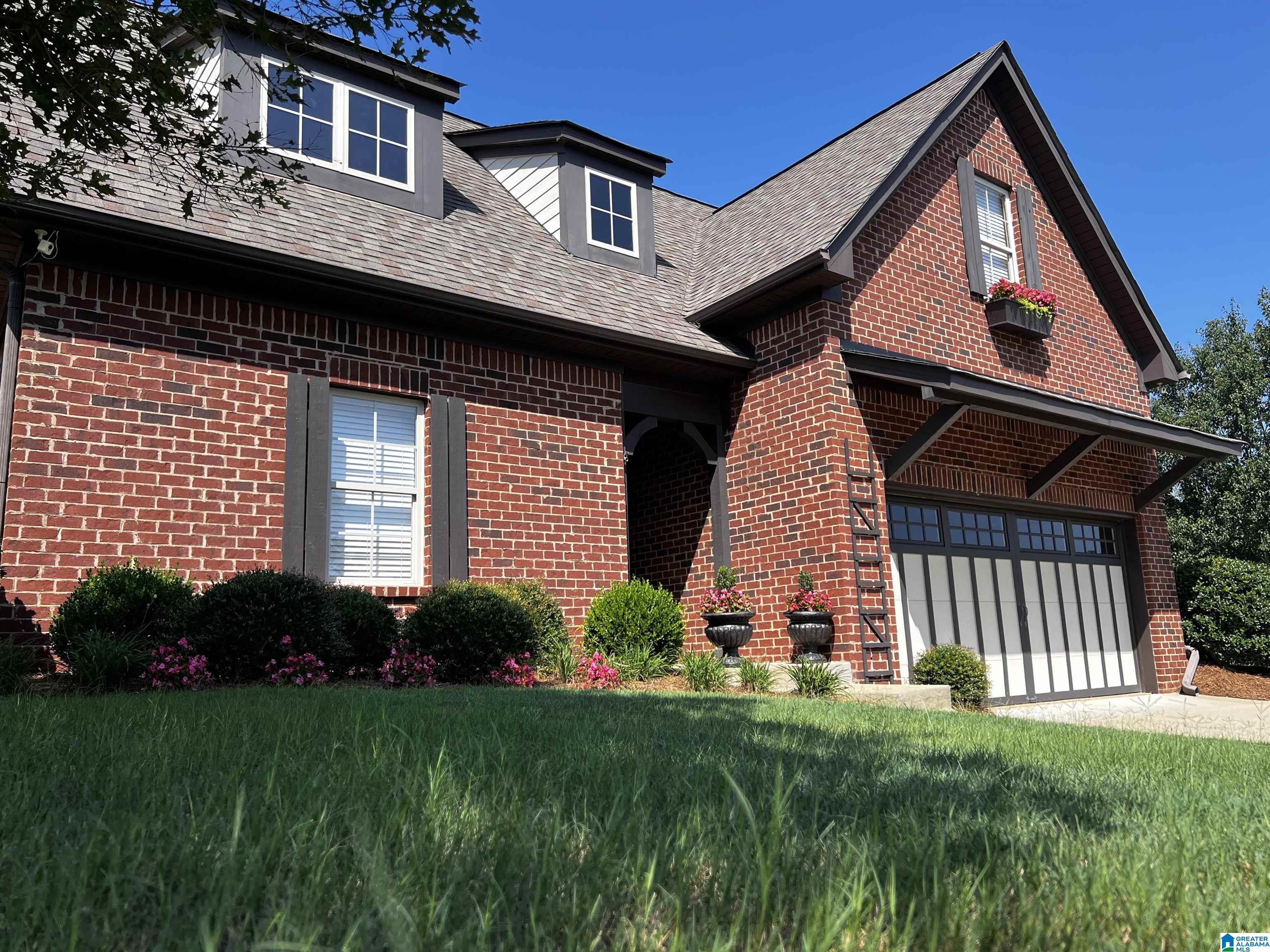 1290 Grants Way Birmingham, AL 35210 - Photo 2 of 33